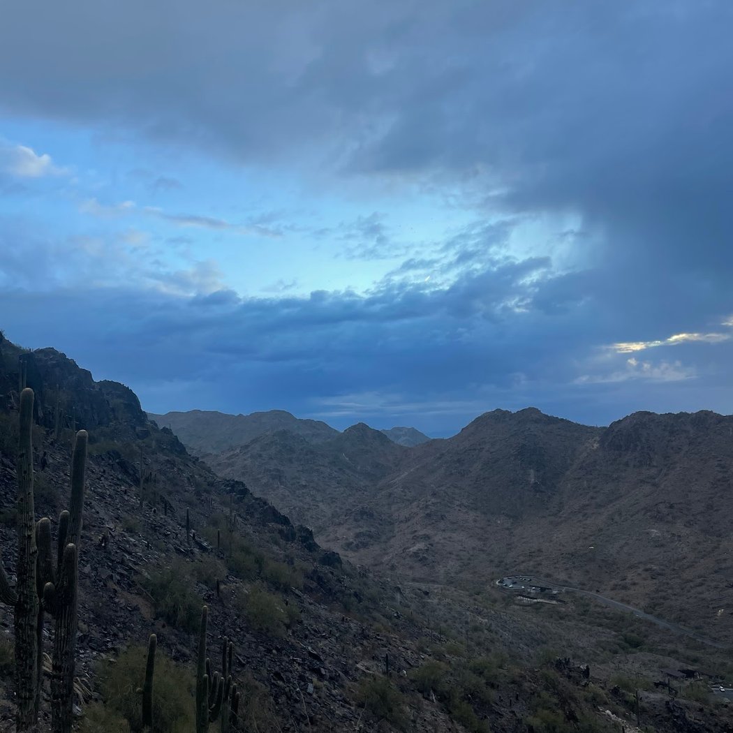 Sunset & Night Hiking at Piestewa Peak 1